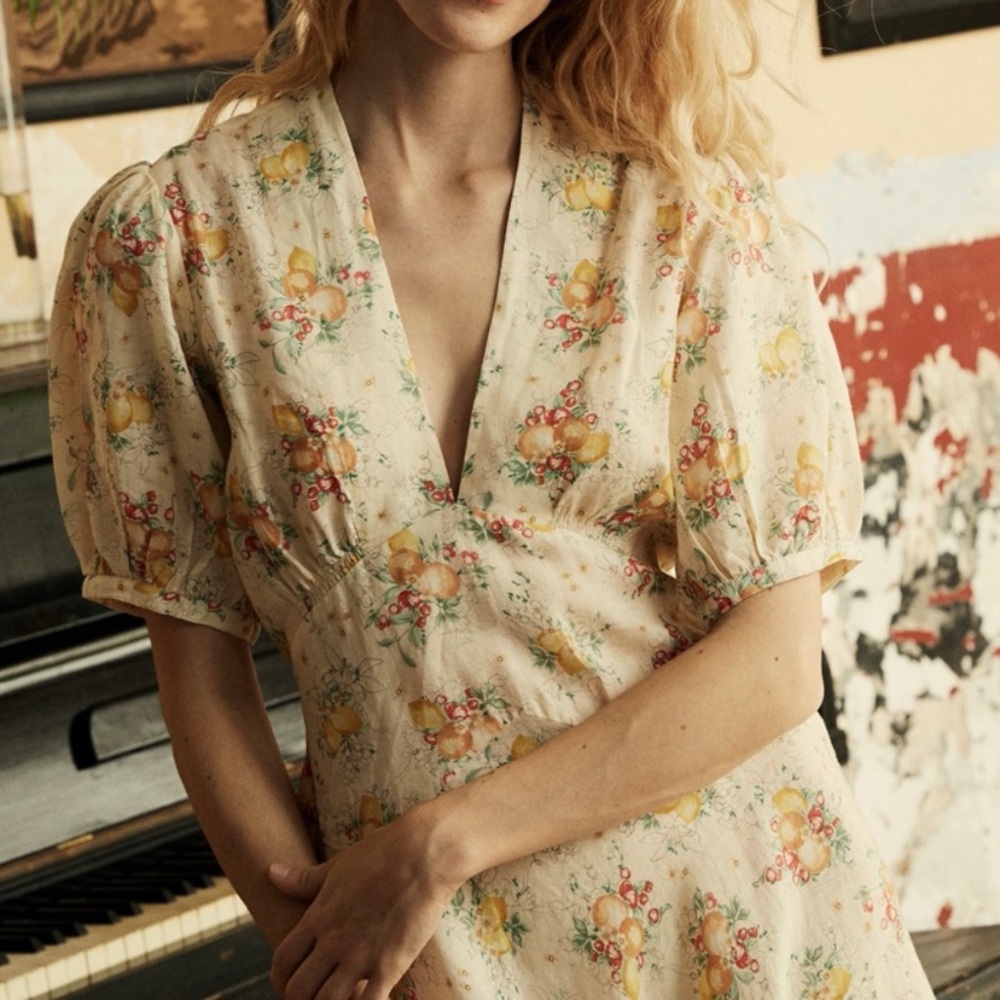Doen Floral Maxi Dress in Cream and Pink - Picture 3 of 10